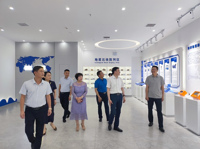 在湖南該家企業(yè)深受省委領(lǐng)導(dǎo)關(guān)注，用數(shù)字科技助力，為房屋戴上“安全帽”！